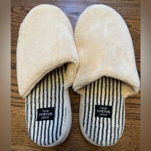 The Ivens Lisbon Hotel Luxury Slippers New Unworn Plush Cream Striped